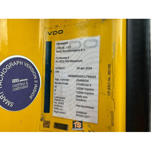 2013 Mercedes-Benz Antos-45036678