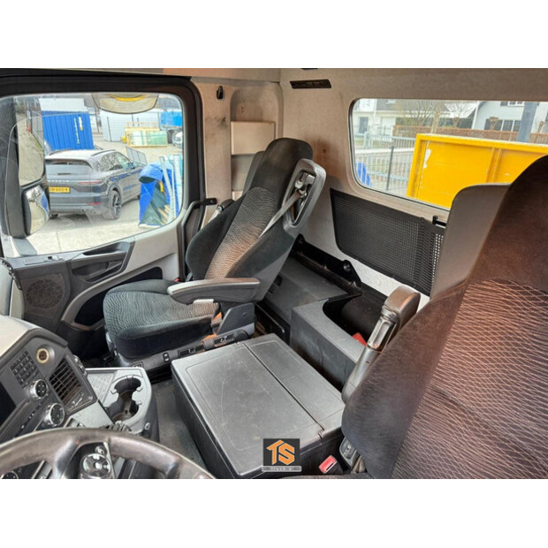 2013 Mercedes-Benz Antos-45036680