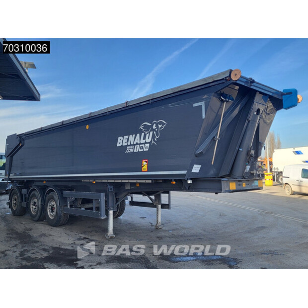 2022 بينالو BEN-45037120