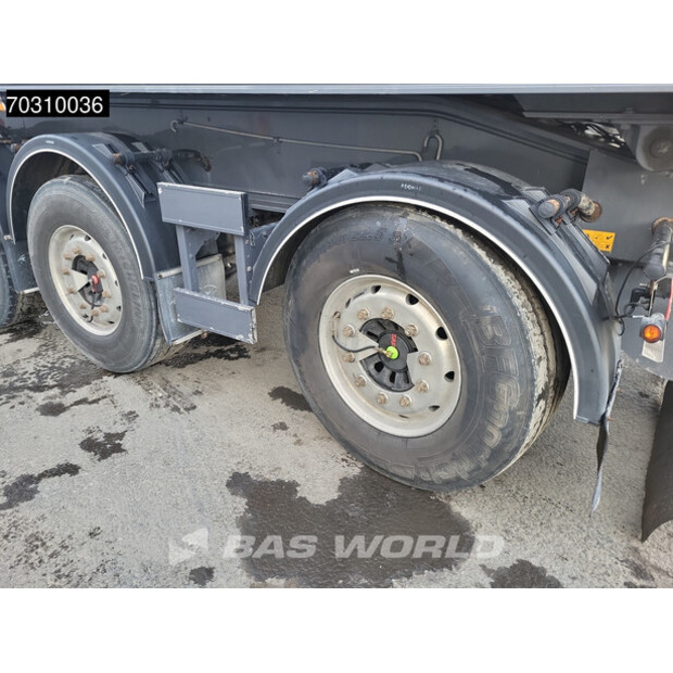 2022 بينالو BEN-45037130