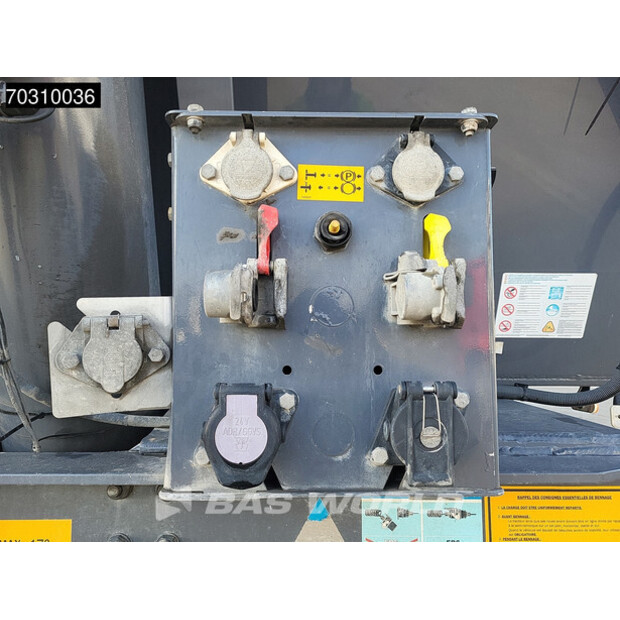 2022 بينالو BEN-45037143