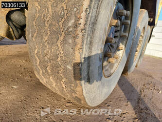 2011-bruns-others-45037254