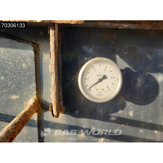 2011 برونز OTHERS-45037271