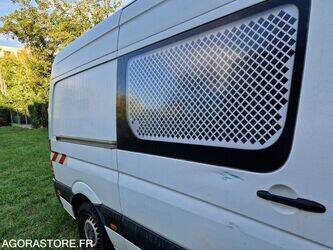 2017-mercedes-benz-sprinter-1407048-45050534