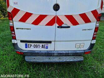 2017-mercedes-benz-sprinter-1407048-45050541