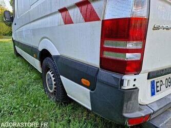 2017-mercedes-benz-sprinter-1407048-45050545