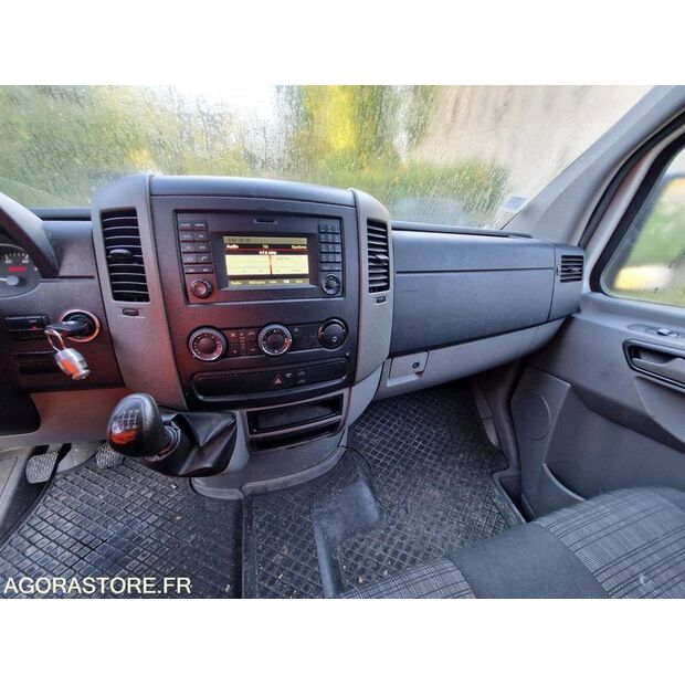 2017 Mercedes-Benz SPRINTER-45050559
