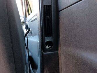 2012-renault-megane-1407049-45050575