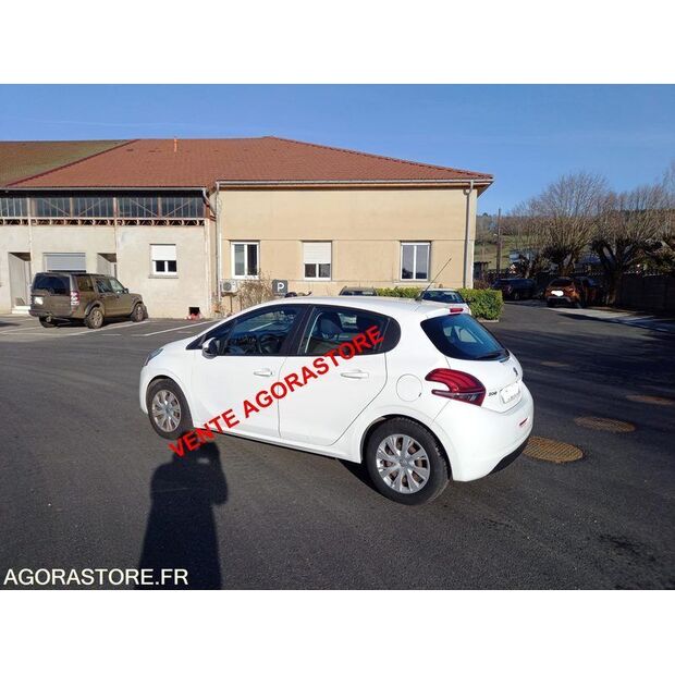 2018 Peugeot 208-45050653