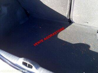 2018-peugeot-208-1407119-45050657