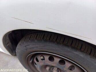 2011-citroen-c1-1407121-45050681