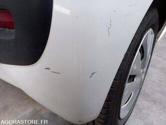 2011-citroen-c1-1407121-45050685