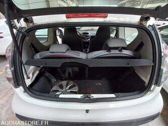 2011-citroen-c1-1407121-45050695