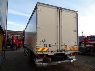 2014-mercedes-benz-axor-1829-1408024-45051054