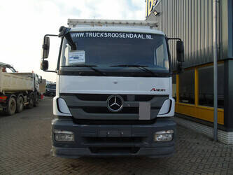 2014-mercedes-benz-axor-1829-1408024-45051057