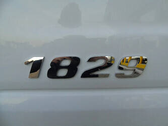 2014-mercedes-benz-axor-1829-1408024-45051060