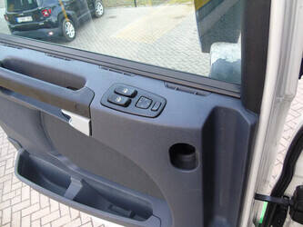 2012-scania-g400-1408025-45051117