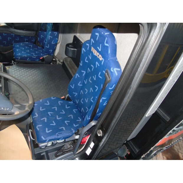 2011 ايفكو EUROCARGO-45051128