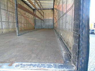 2011-iveco-eurocargo-1408026-45051130