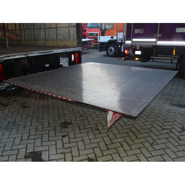 2011 ايفكو EUROCARGO-45051134