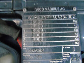 2011-iveco-eurocargo-1408026-45051135