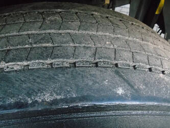 2011-iveco-eurocargo-1408026-45051148