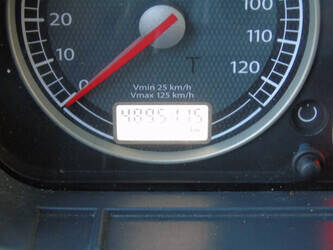 2011-iveco-eurocargo-1408026-45051153