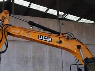 2018-jcb-js130lc-1408053-45051772