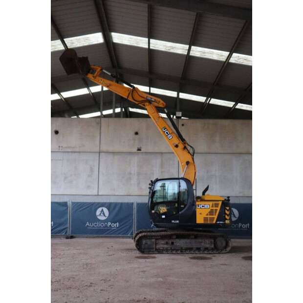 2018 JCB JS130LC-45051810