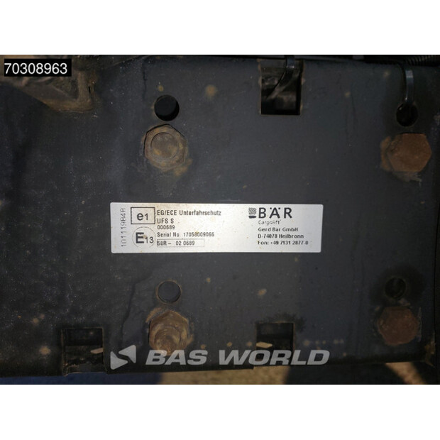 2017 مرسيدس بنز ACTROS 2542-45051824