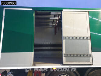 2017-mercedes-benz-actros-2542-1408054-45051829