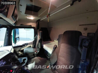 2017-mercedes-benz-actros-2542-1408054-45051838