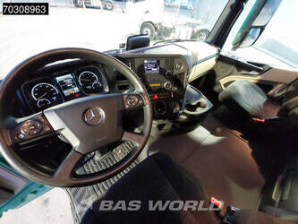 2017-mercedes-benz-actros-2542-1408054-45051839