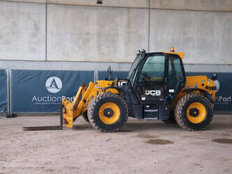 صورة ل رافعات 2018 جيه سي بي 541-70 للبيع في غواتيمالا