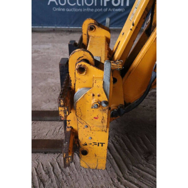 2018 JCB 541-70-45051868