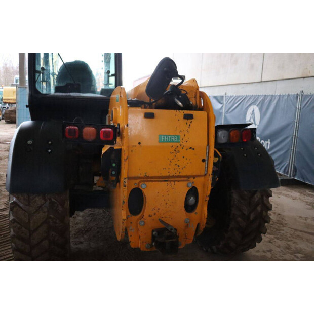 2018 JCB 541-70-45051875