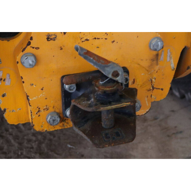 2018 JCB 541-70-45051876