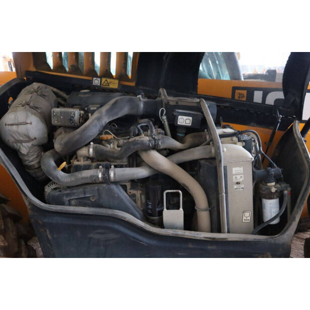 2018 JCB 541-70-45051877