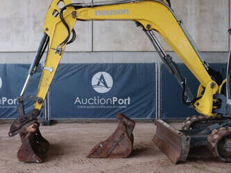 2017-neuson-ez80-45051930