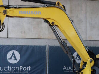 2017-neuson-ez80-45051933