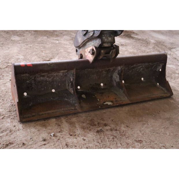 2017 نيوسون EZ80-45051935