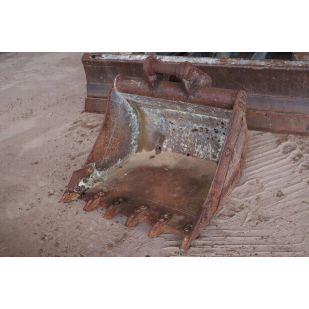 2017 نيوسون EZ80-45051943