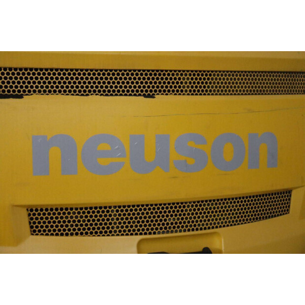2017 نيوسون EZ80-45051961