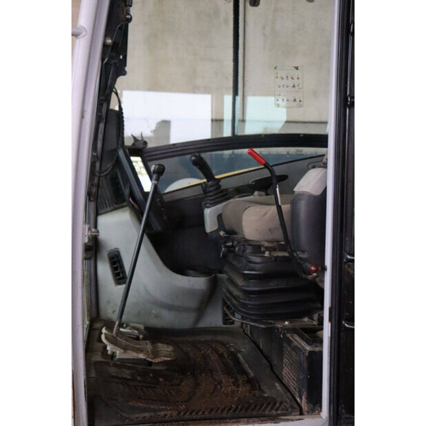 2017 نيوسون EZ80-45051969