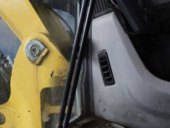 2017-neuson-ez80-45051973