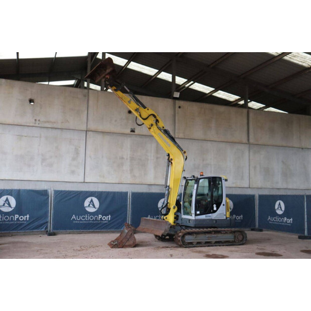 2017 نيوسون EZ80-45051981