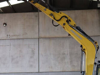 2017-neuson-ez80-45051984