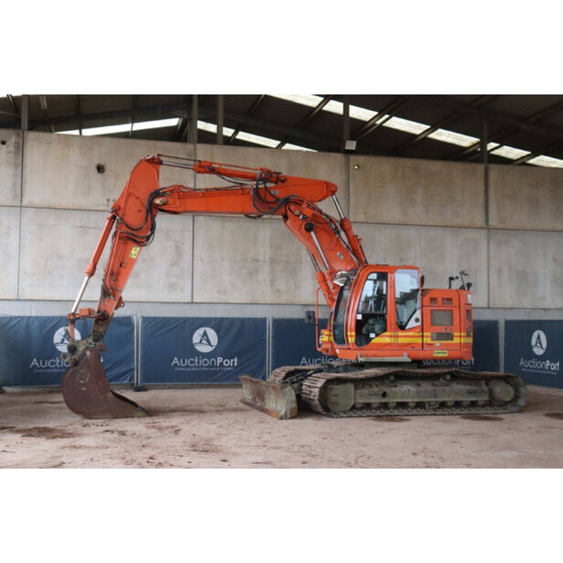 2014 Hitachi ZX225USLC-5B-45052002