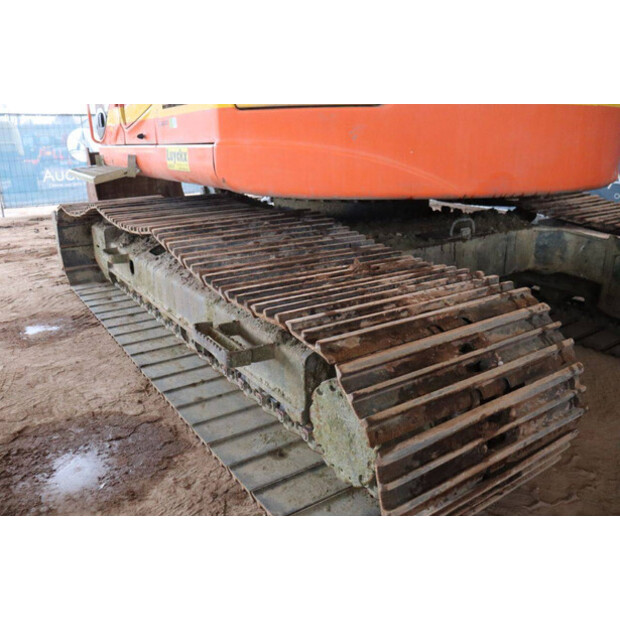 2014 Hitachi ZX225USLC-5B-45052036