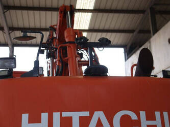 2014-hitachi-zx225uslc-5b-1408059-45052040